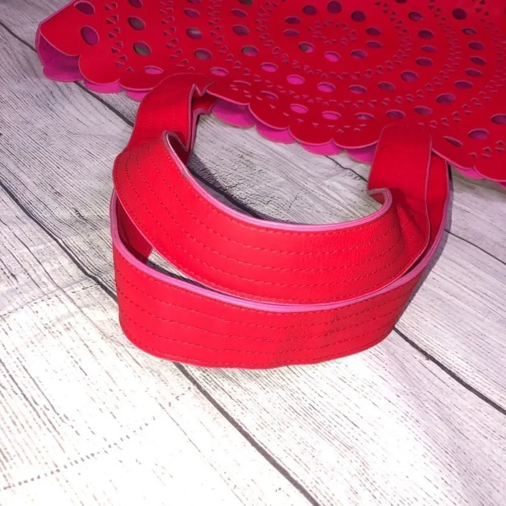 Elizabeth Arden laser cut tote red/purple-pink OS